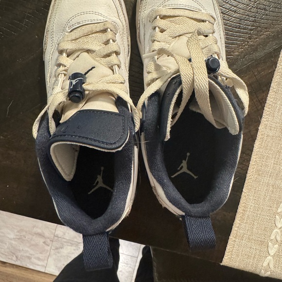 Boys Jordan Spike Lee shoes - Picture 5 of 7